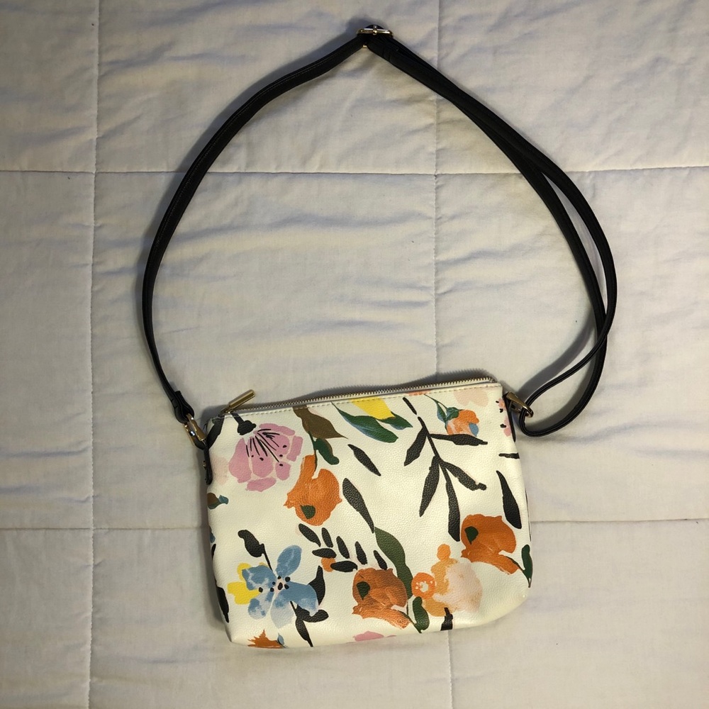 Perfect Spring Bag - Picture 2 of 3
